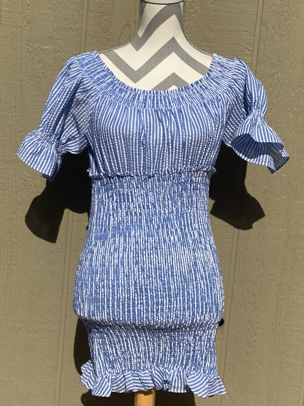 Luxxel Medium Striped Mini Dress - Picture 2 of 10